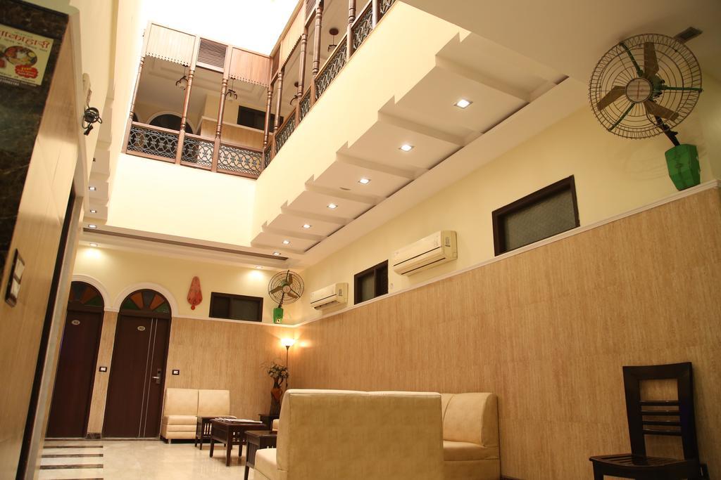 Hotel Wall City New Delhi Eksteriør billede